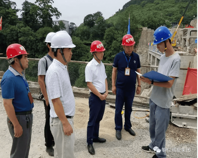 王健一行對(duì)市水投公司在建項(xiàng)目進(jìn)行 安全隱患督導(dǎo)檢查