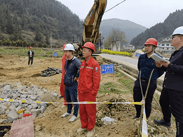 銅仁市城交集團(tuán)開展2022年在建項(xiàng)目復(fù)工復(fù)產(chǎn)暨第一季度建設(shè)項(xiàng)目督查檢查工作