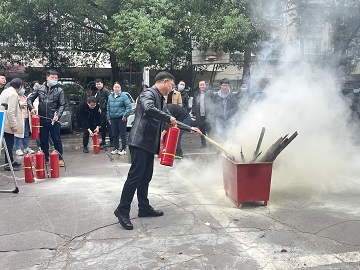 安全無(wú)小事·防患于未“燃” | 銅仁城交集團(tuán)開(kāi)展消防應(yīng)急演練